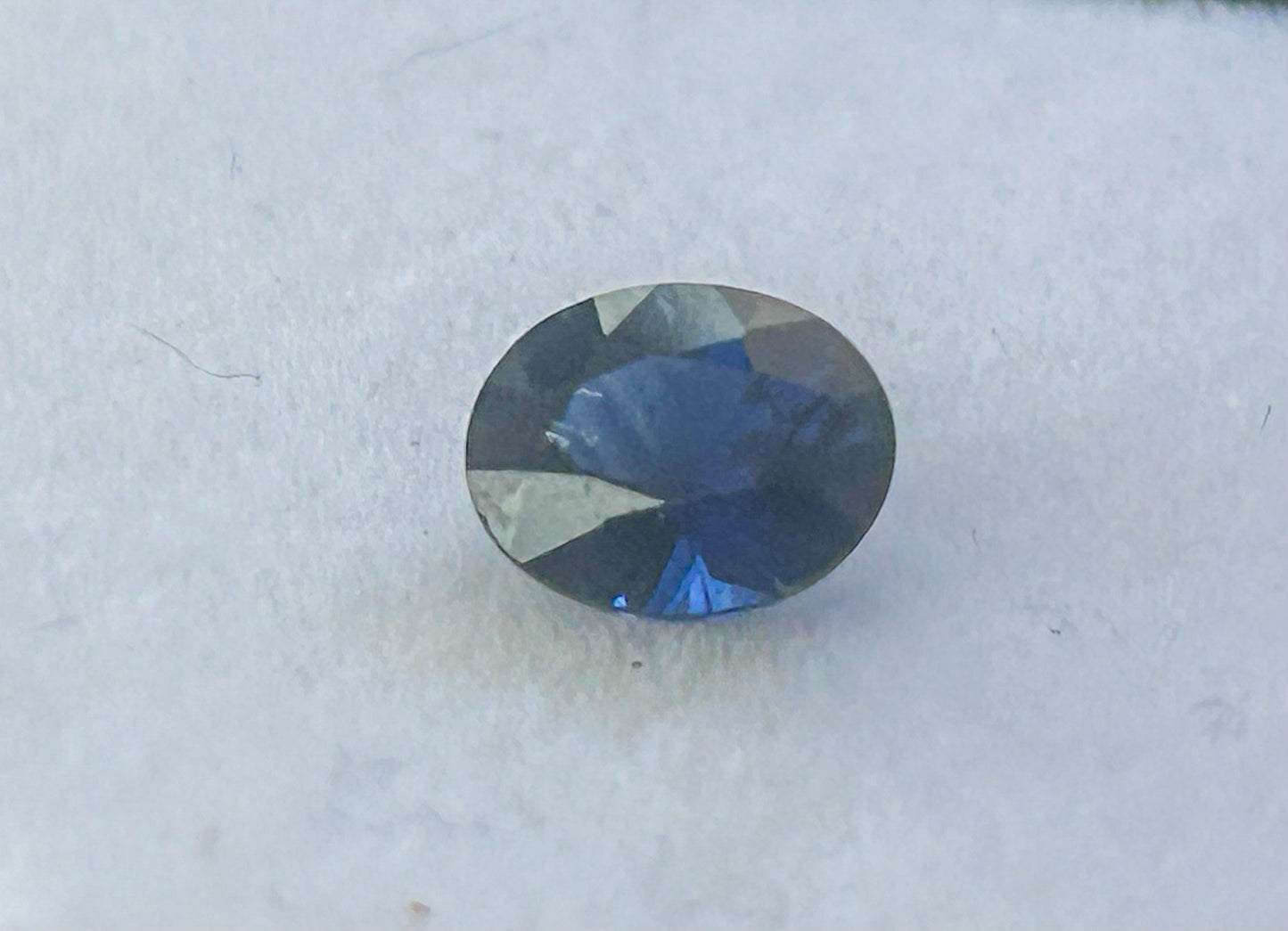 Beautiful Blue 0.9ct Sapphire